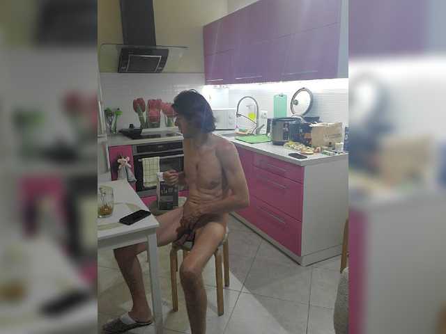Alex80-201 live cam on BongaCams