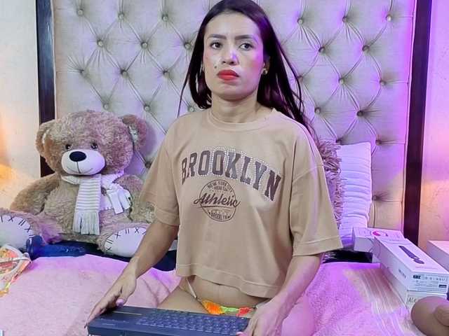alexastarck live cam on BongaCams