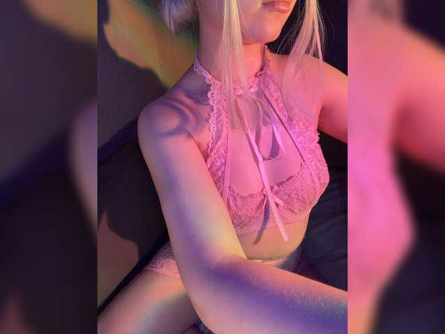 Marissa-u live cam on BongaCams