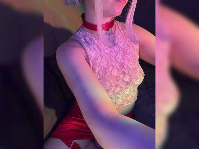 Marissa-u live cam on BongaCams