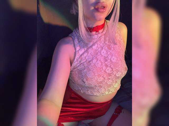 Marissa-u live cam on BongaCams