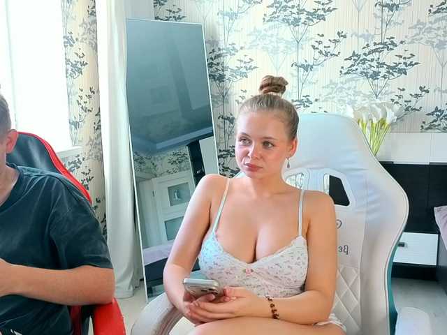 loveandsex24 live show