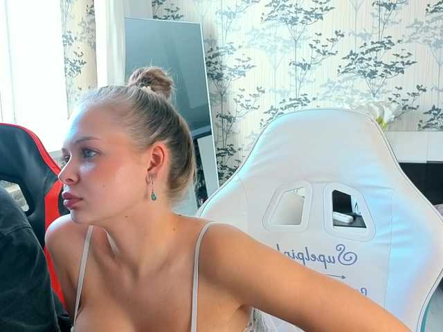 loveandsex24 live show