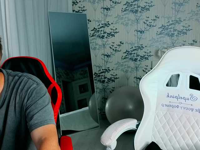 Cornflakes live webcam show