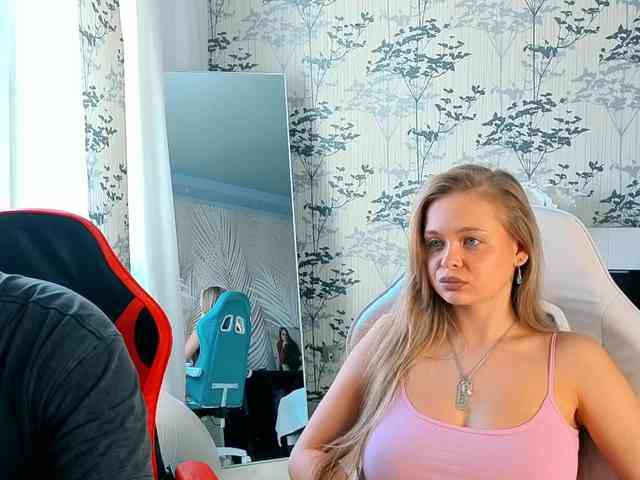 LoveAndSex24 Live Webcam on BongaCams
