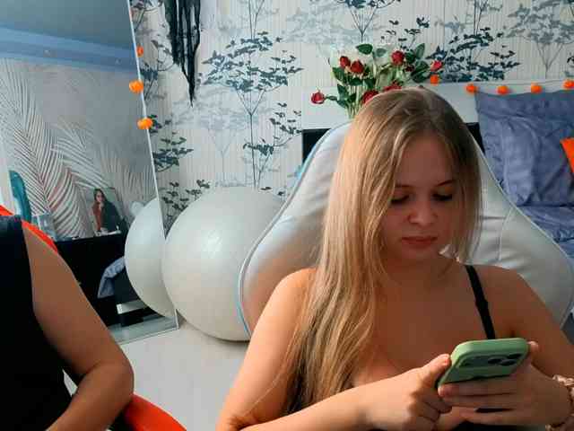 LoveAndSex24 Live Webcam on BongaCams