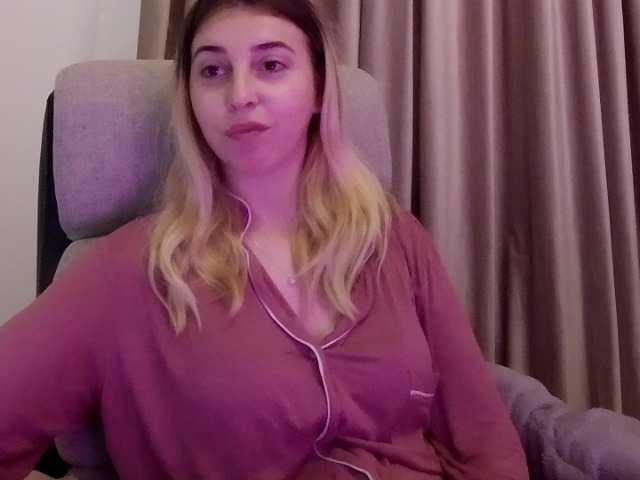 alissonone live cam on BongaCams
