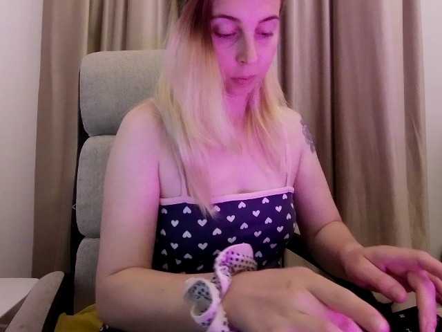 alissonone live cam on BongaCams