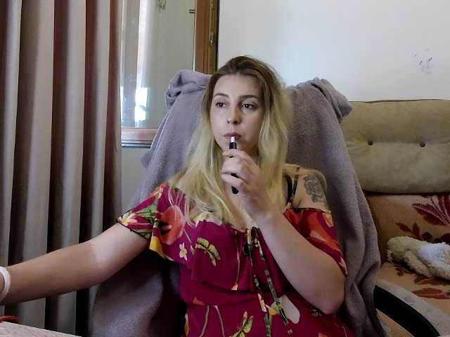 alissonone live cam on BongaCams