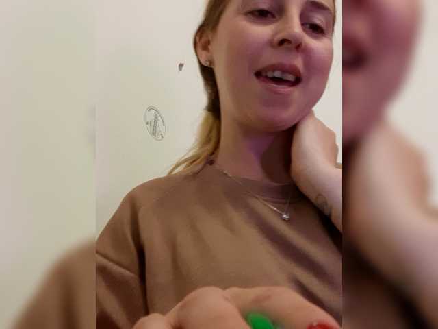 alissonone live cam on BongaCams