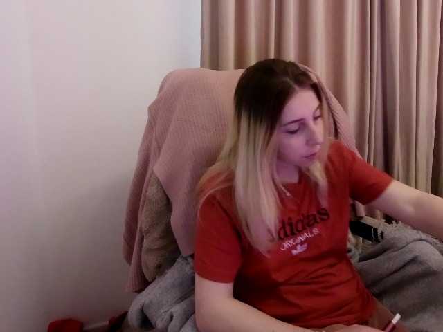 alissonone's BongaCams show and profile