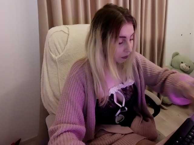 alissonone's BongaCams show and profile