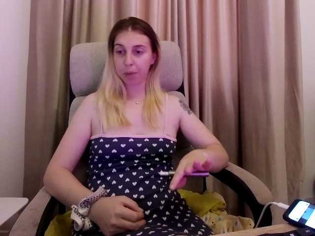 alissonone live cam on BongaCams