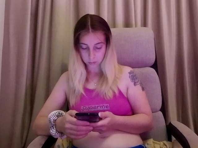 alissonone live cam on BongaCams