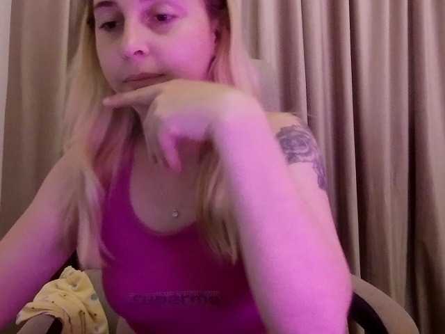 alissonone live cam on BongaCams