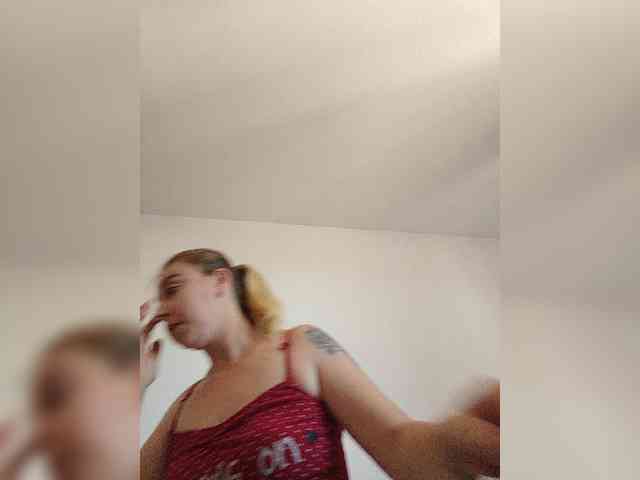 LeylaAyden webcam