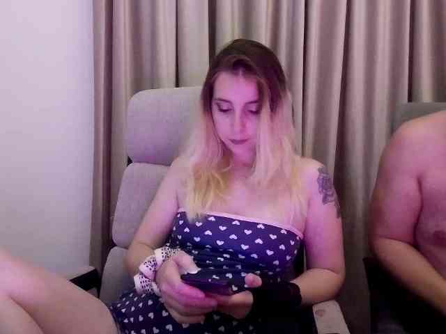 AlisVSBob_ webcam