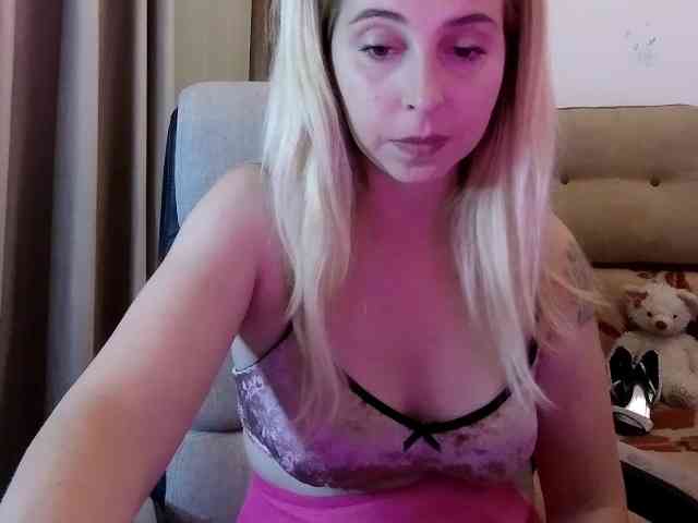 LeylaAyden webcam