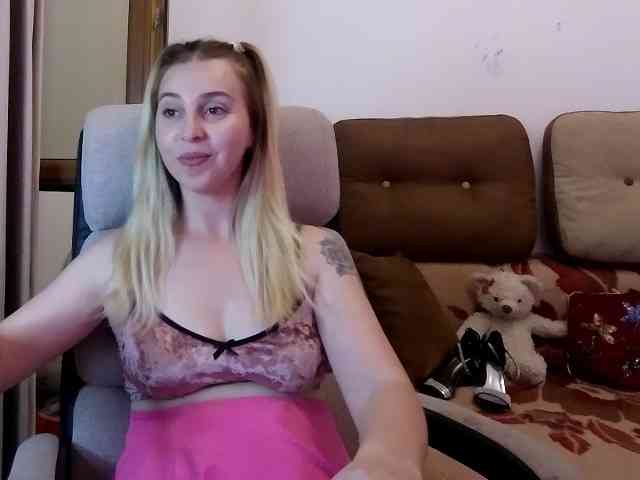 alissonone Live Webcam on BongaCams