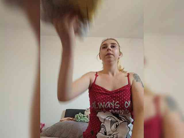 LeylaAyden webcam