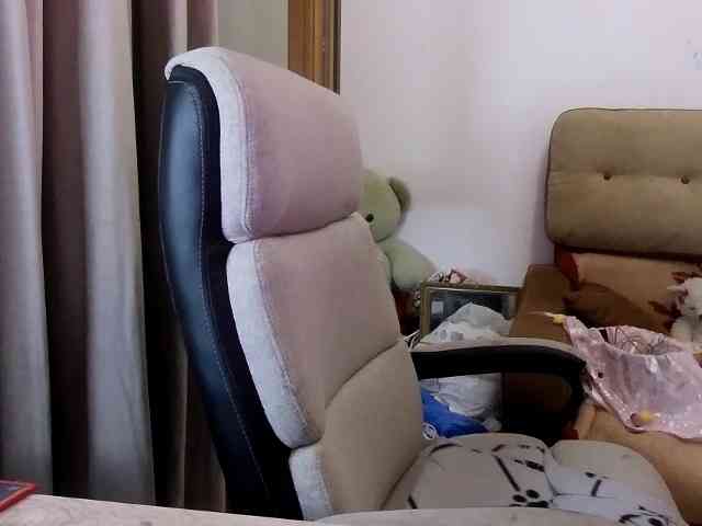 Mommymilk webcam