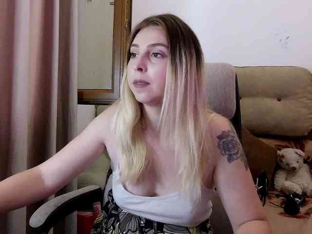 LeylaAyden webcam