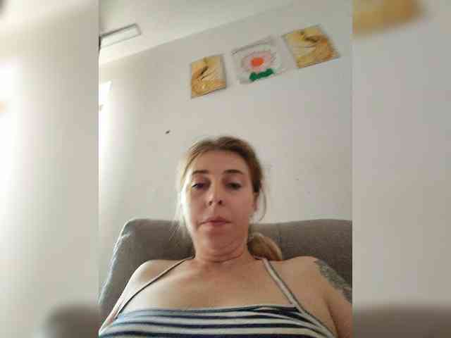 LeylaAyden webcam