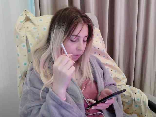 Aliss_hottie webcam