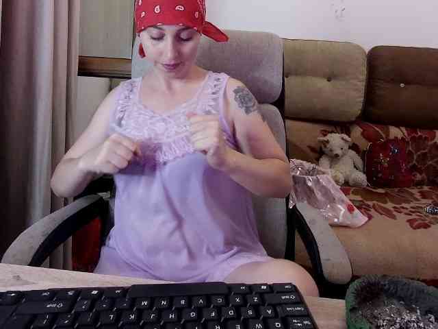 Mommymilk webcam