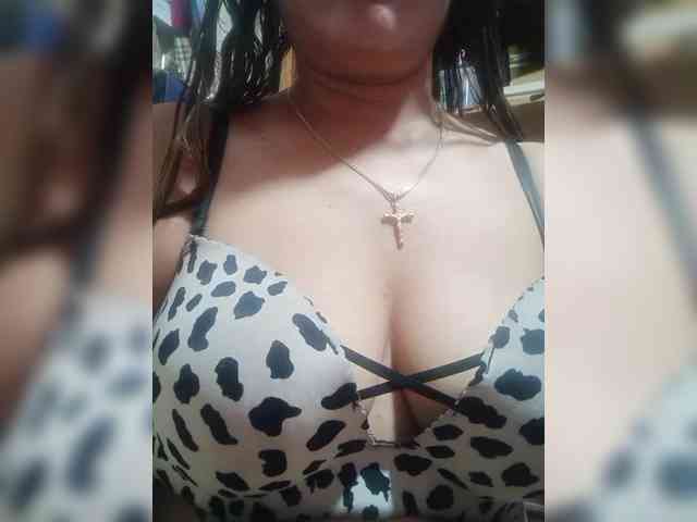 Sweetasian974 webcam