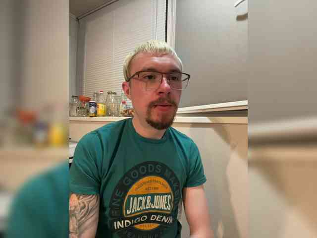 Jorjbush360 Live Webcam on BongaCams