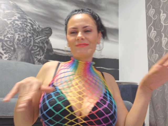 sweetandreea, en vivo ahora en BongaCams