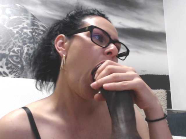sweetandreea live cam on BongaCams