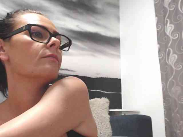 sweetandreea Live Webcam on BongaCams