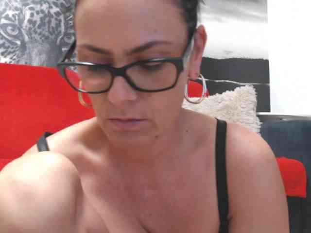 sweetandreea Live Webcam on BongaCams