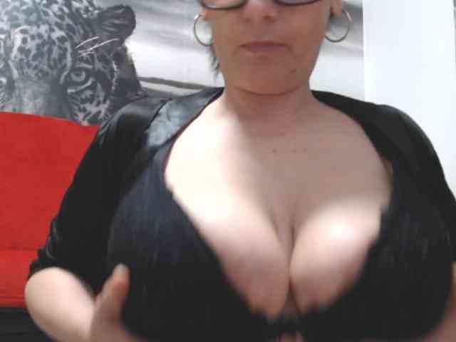 sweetandreea webcam