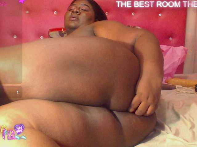 KARLAFREAKK live cam on BongaCams