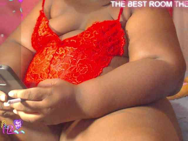 KARLAFREAKK webcam