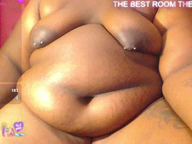 KARLAFREAKK webcam