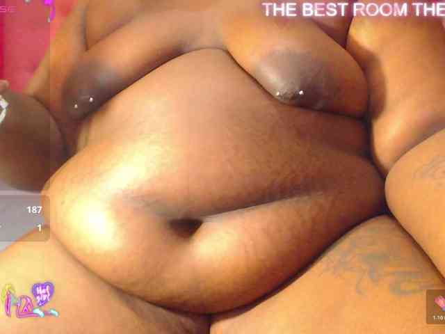 KARLAFREAKK webcam