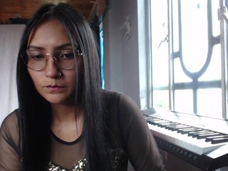 Leah-666 Porn Show