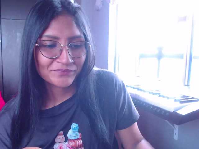 Leah-666 live cam on BongaCams