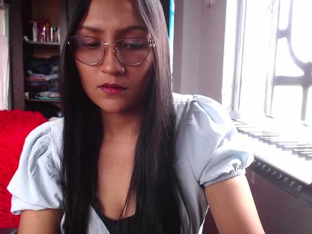 Leah-666 live cam on BongaCams