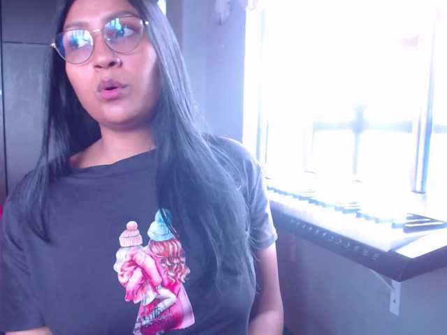 Leah-666 live cam on BongaCams