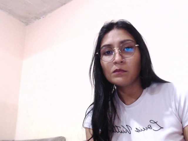 Leah-666 live cam on BongaCams