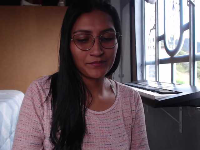 Leah-666 live cam on BongaCams