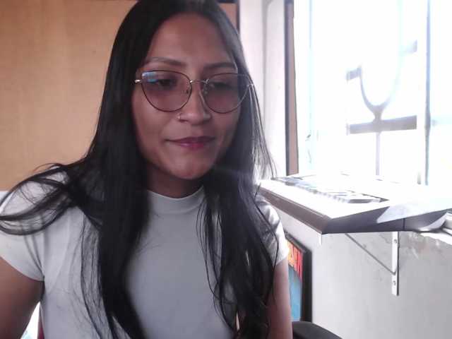 Leah-666 live cam on BongaCams