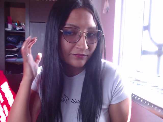 Leah-666 live webcam show