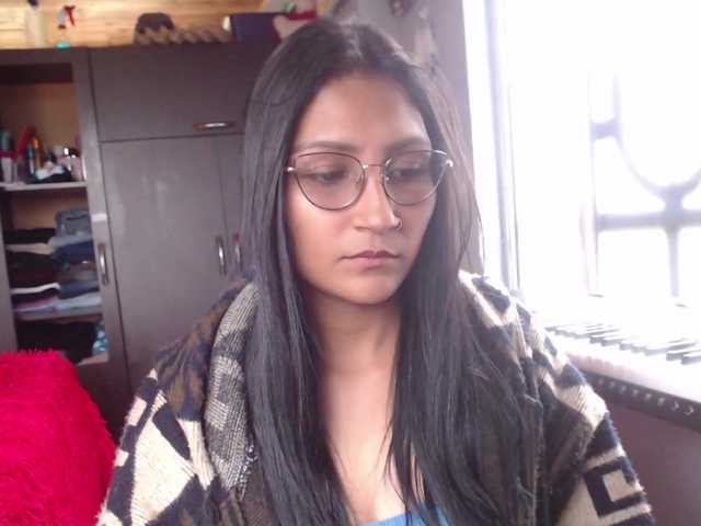 Leah-666 live webcam show