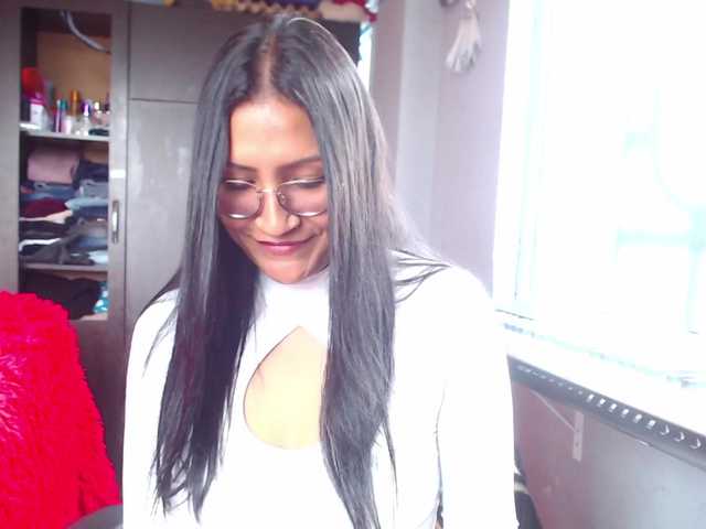 Leah-666 live cam on BongaCams